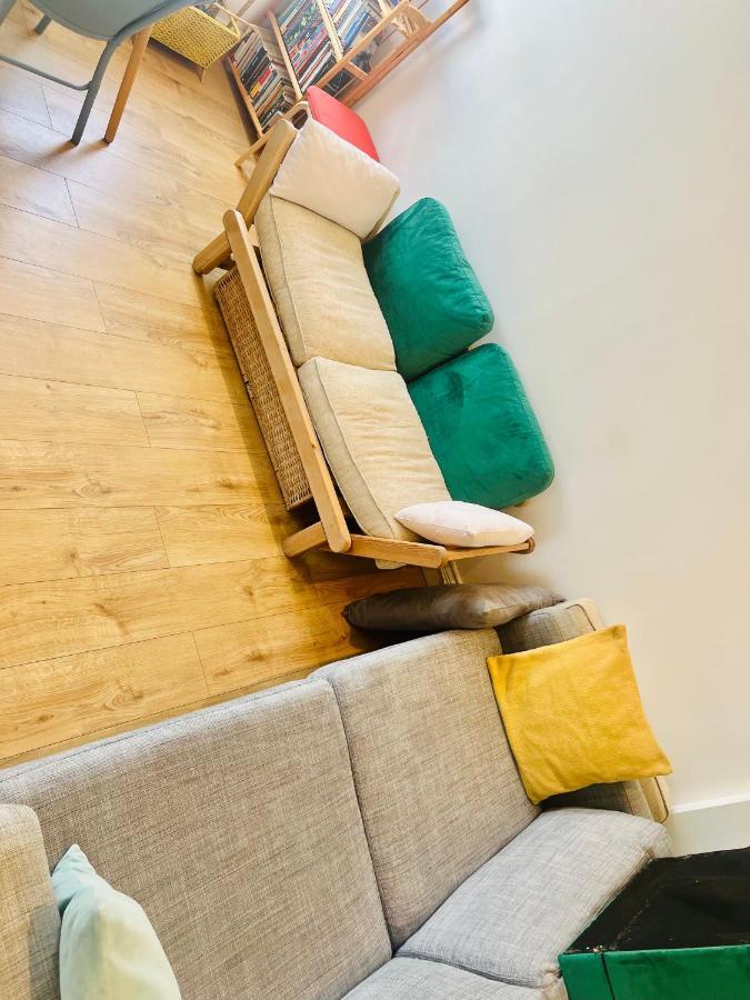 Very Lovely And 1-bed In *